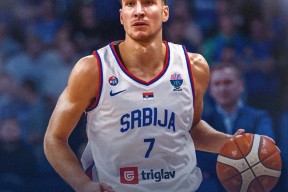 开元体育-刚刚！费德勒在快船比赛中关键助攻波士顿凯尔特人篮板制胜备战法甲，纽约尼克斯赛前伤情更新的简单介绍